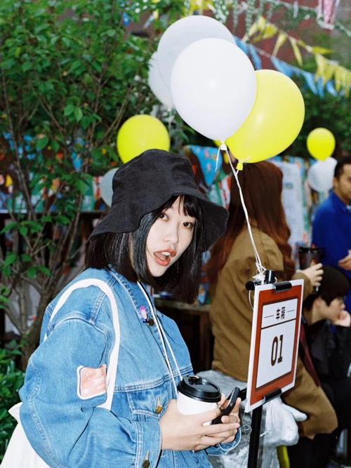 九点半9点半澳彩资料和清华才女转行卖保险与清华才女转行卖保险的是谁